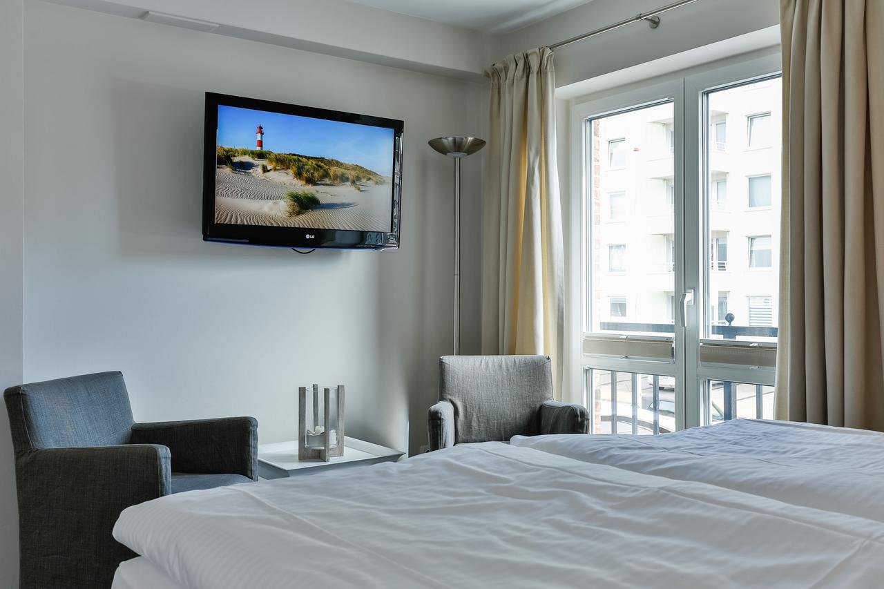 Hotel Uthland เวสเทอร์แลนด์ ภายนอก รูปภาพ